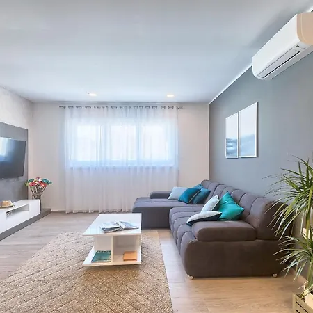 Vallelunga Βίλα Πούλα