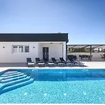 Vallelunga By Istra Vacation * Pula