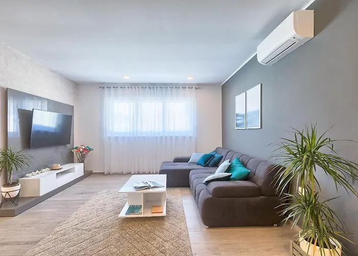 Vallelunga By Istra Vacation Villa Pula