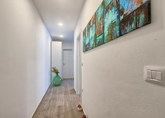 Vallelunga By Istra Vacation Villa *