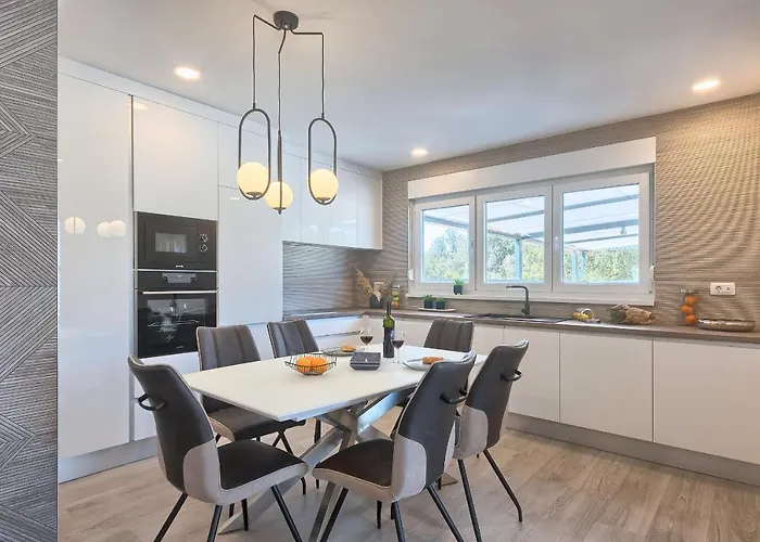 Villa Vallelunga By Istra Vacation