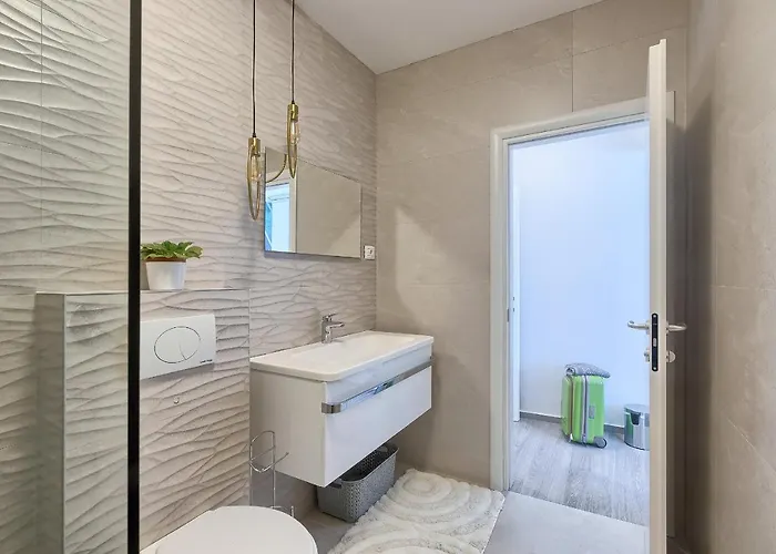 Vallelunga By Istra Vacation *